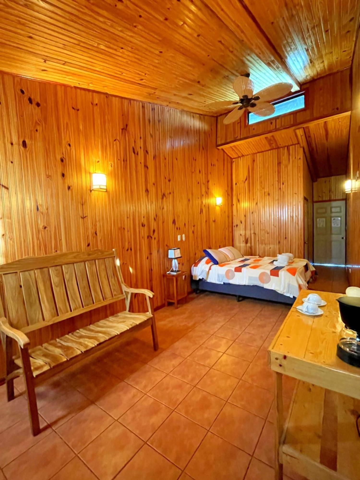 Miztli Lodge & Adventure Monteverde Room photo